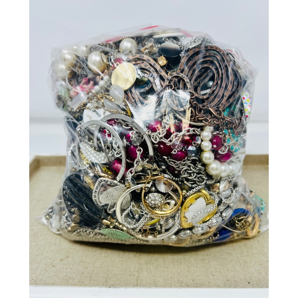 Vintage & Modern Gold & Silver Tone Mixed Metal Scrap/Wearable Jewelry Lot 12LBs